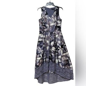 Sangria High Low Floral Dress, two‎ front pockets true to size
